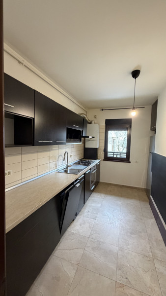 3 camere Băneasa – Sisești - 87 mp utili - loc parcare inclus 