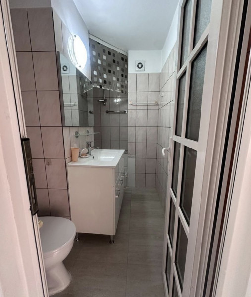 Vânzare apartament de 4 camere Decebal