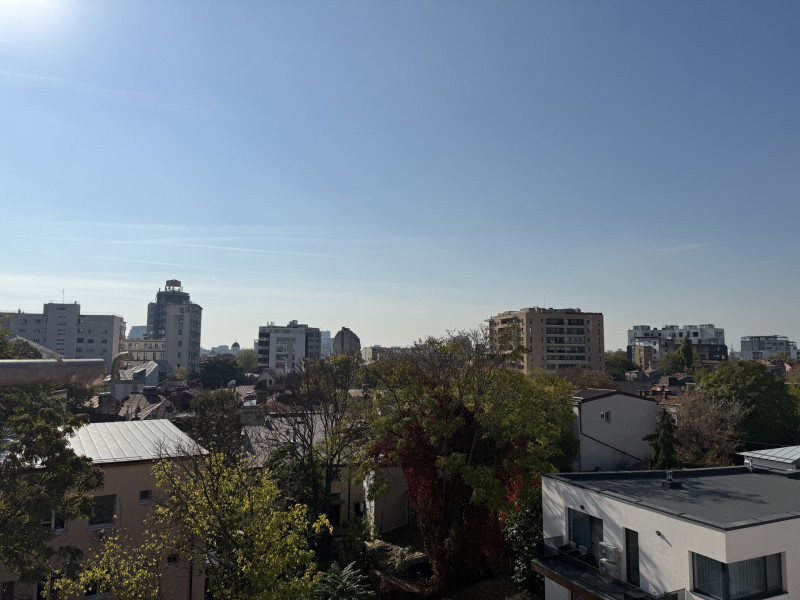 Penthouse cu terasa de 60mp, priveliste libera 360grade