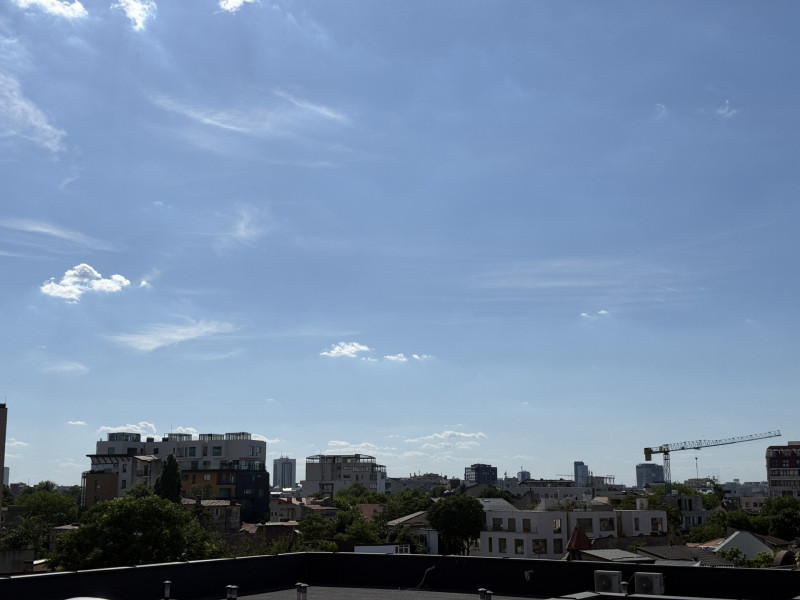 Penthouse cu terasa de 60mp, priveliste libera 360grade
