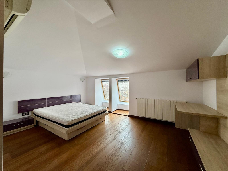Penthouse Duplex cu vedere la Arcul de Triumf