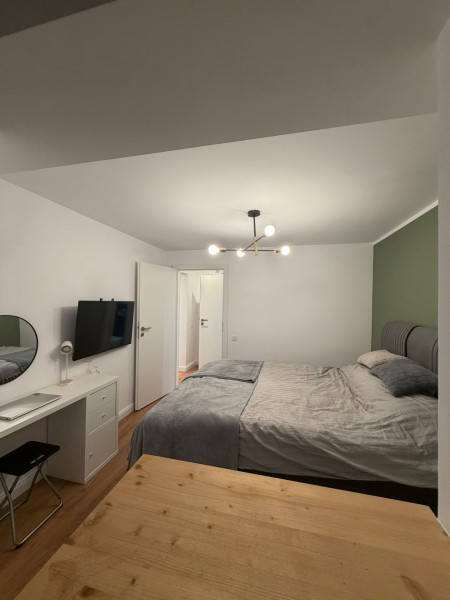 Vânzare apartament de 2 camere Piața Victoriei 