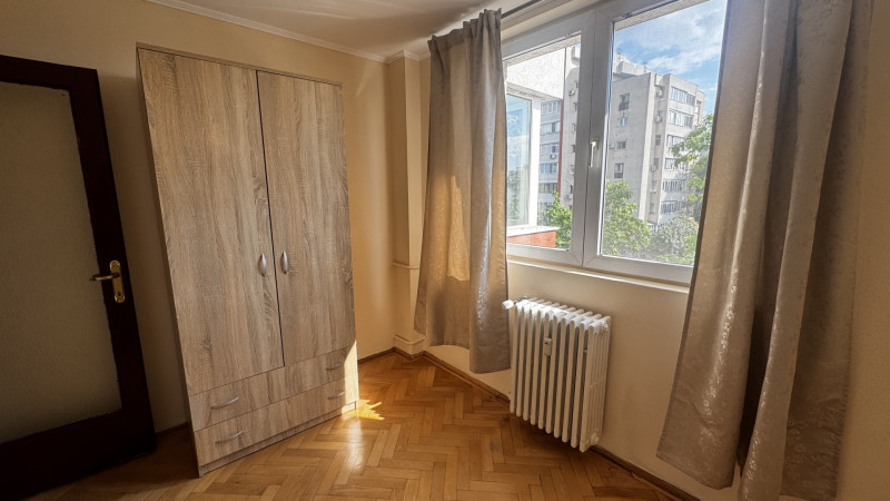 Închiriere apartament de 3 camere Piața Domenii Mihalache
