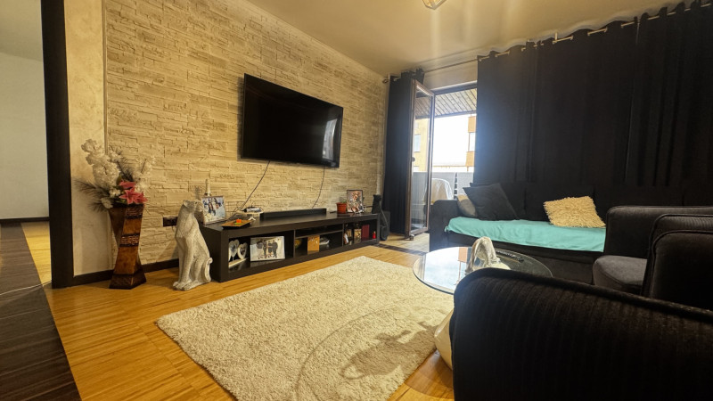Vânzare apartament de 3 camere Militari Residence