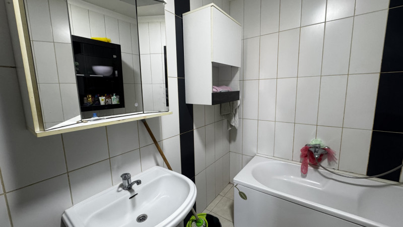 Vânzare apartament de 3 camere Militari Residence