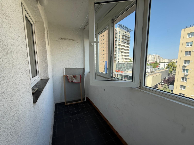 Vânzare apartament de 2 camere Piața Alba-Iulia Baba Novac 