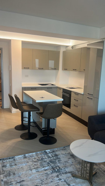 Închiriere apartament de 2 camere Cortina North