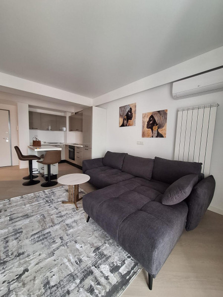 Închiriere apartament de 2 camere Cortina North