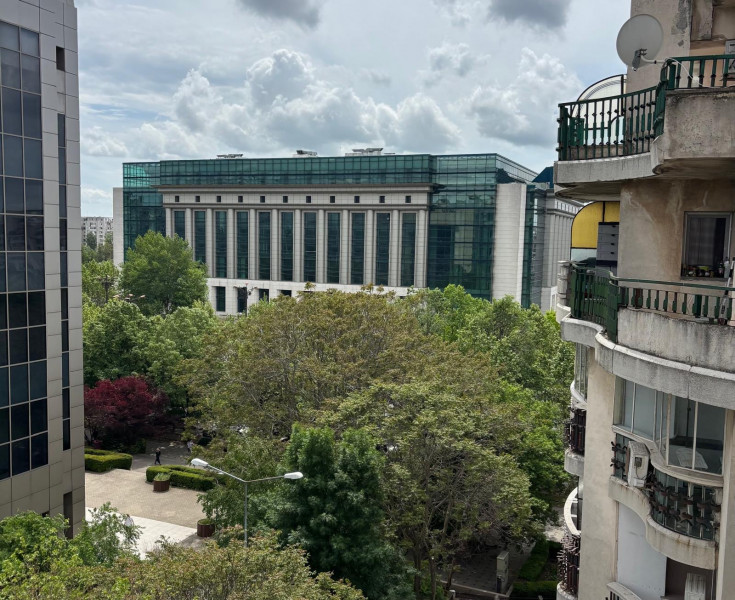 Vânzare duplex 5 camere Unirii