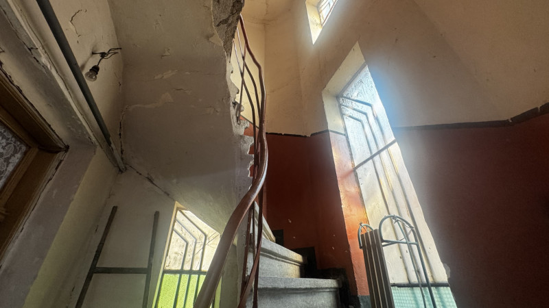 Vânzare apartament 3 camere vilă interbelică lângă Mall Vitan