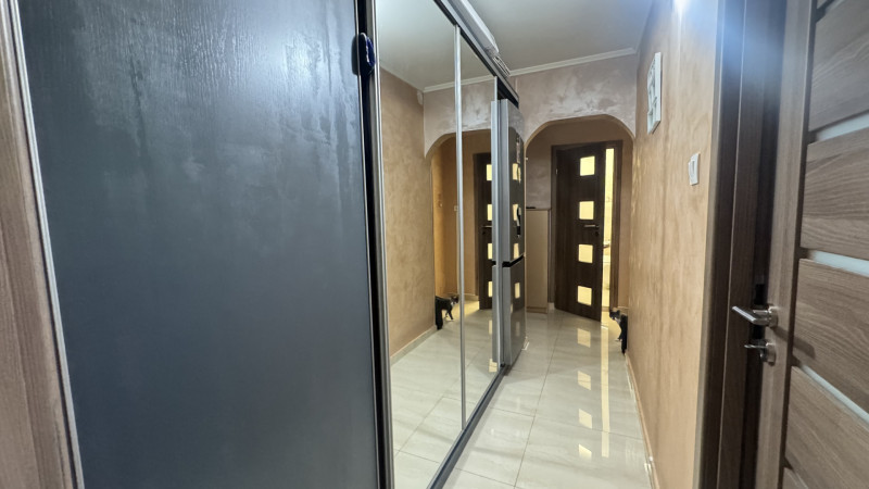 Vânzare apartament de 2 camere Drumul Taberei