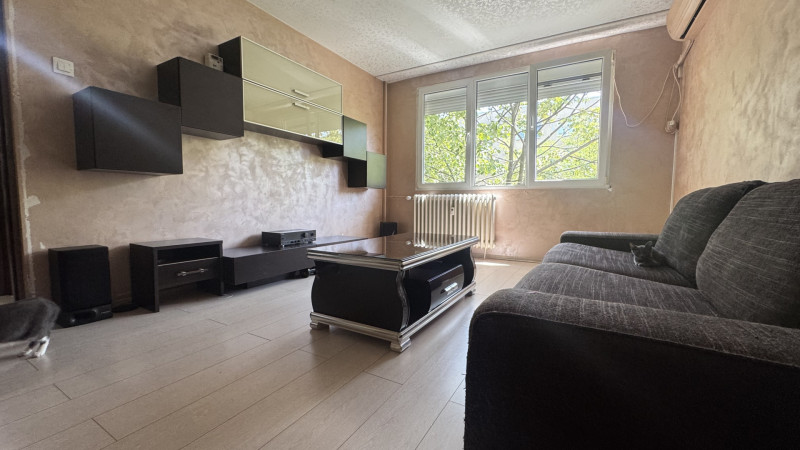 Vânzare apartament de 2 camere Drumul Taberei