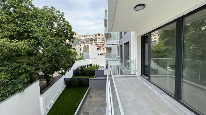 Apartament de Lux cu Grădină Proprie langa Palatul Parlamentului