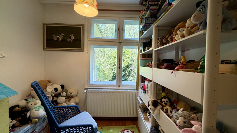 Vilă de vânzare în Domenii – Mănăstirea Cașin, oază de liniste
