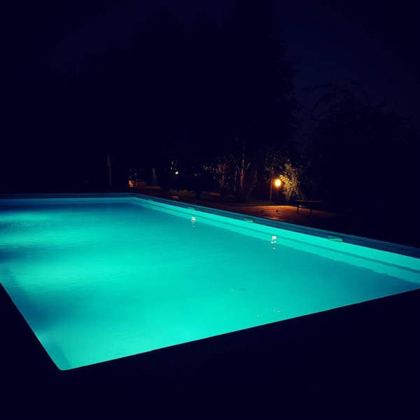 3 camere de închiriat în Iancu Nicolae – Pipera | Terasă 25 mp, piscină și parca