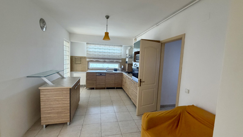Apartament tip duplex  cu 4 camere Voluntari