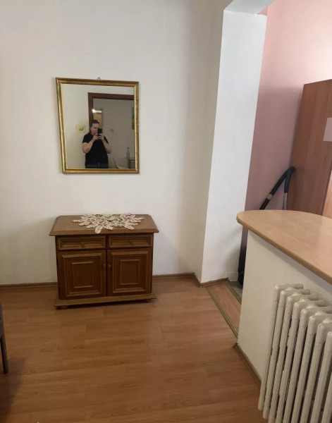 Apartament cu 2 camere, ultracentral - Bd. Regina Elisabeta, Bucuresti