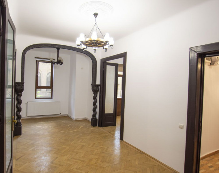 Calea Victoriei inchiriere apartament cochet 