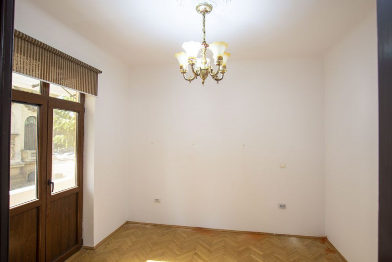 Calea Victoriei inchiriere apartament cochet 