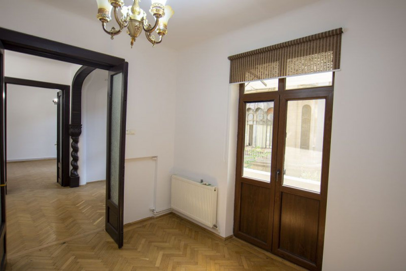 Calea Victoriei inchiriere apartament cochet 